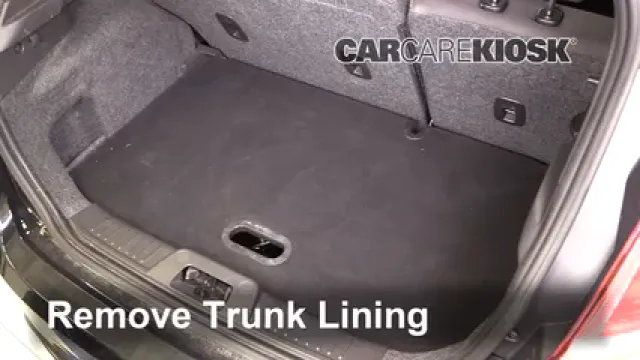 2016 Ford Fiesta ST 1.6L 4 Cyl. Turbo Levantar auto Usar el gato para levantar el auto